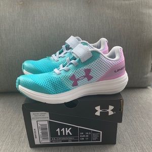Girl Under Armour Tennis Shoes